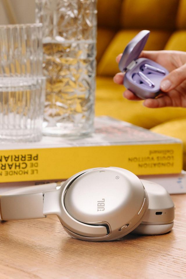 JBL Tour One M3 Over Ear Noise Cancelling Headphones #4