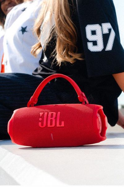 JBL Charge 6 Portable Bluetooth Speaker