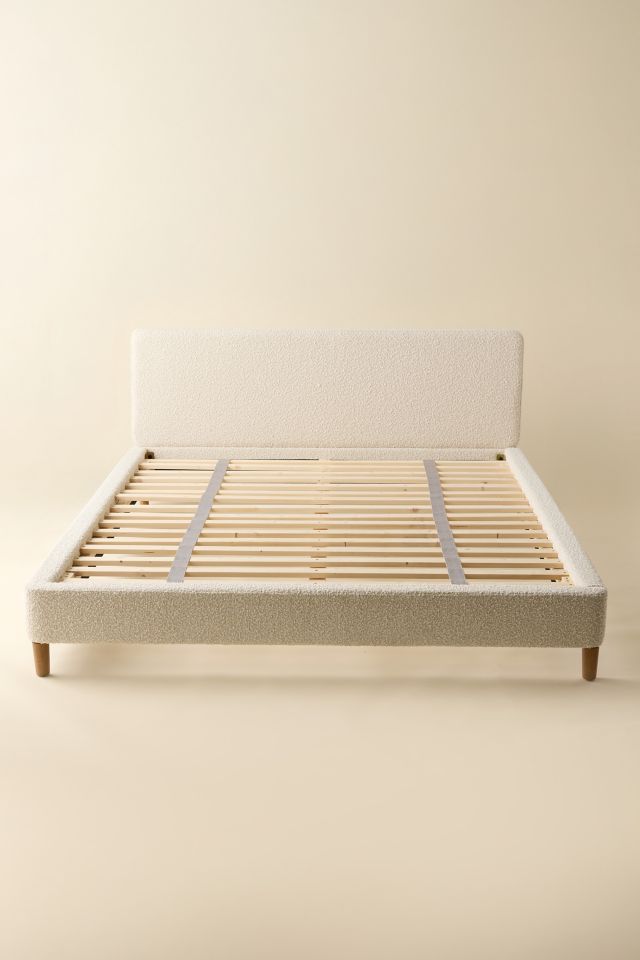 Riley Boucle Bed #1