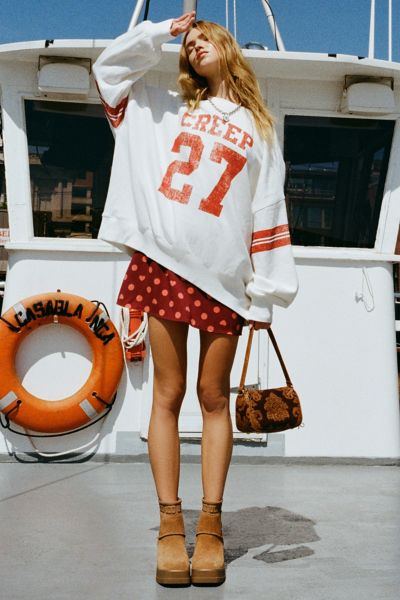 UO Gemma Graphic Oversized Crew Neck Pullover