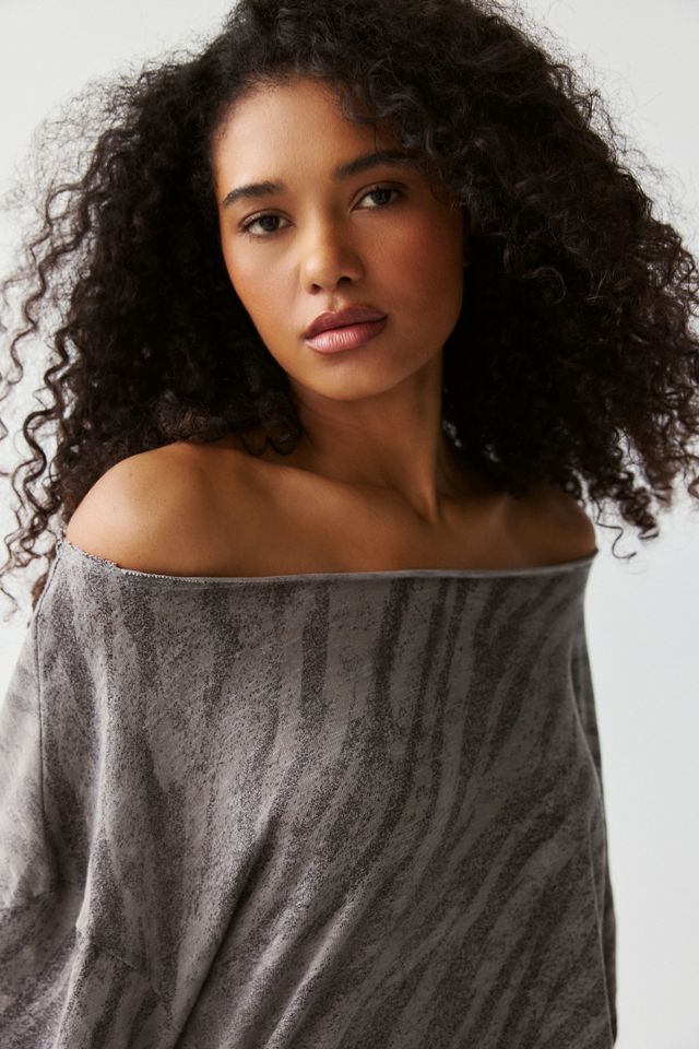 BDG Kurt Off-The-Shoulder Long Sleeve Tee #2
