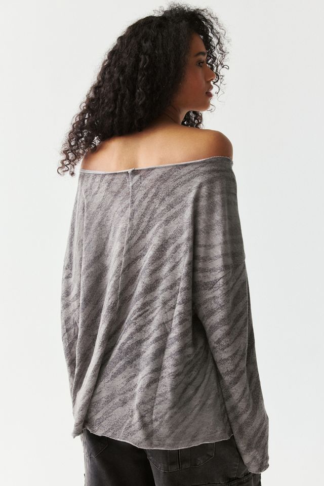 BDG Kurt Off-The-Shoulder Long Sleeve Tee #3