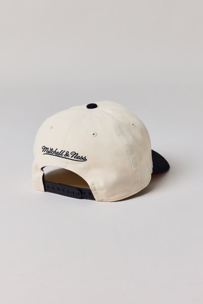 Mitchell & Ness University Of Tennessee Volunteers Team Logo Hat
