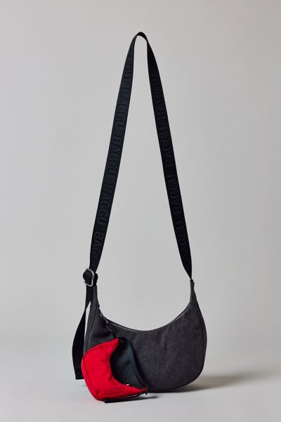 BAGGU スモール ナイロン クレッセントバッグ　ブラック Amazon.com: BAGGU Small Nylon Crescent Bag - Black 37