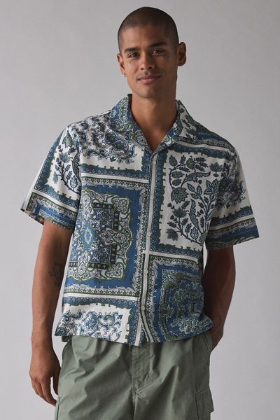 UO Scarf Pattern Cotton-Linen Blend Short Sleeve Shirt