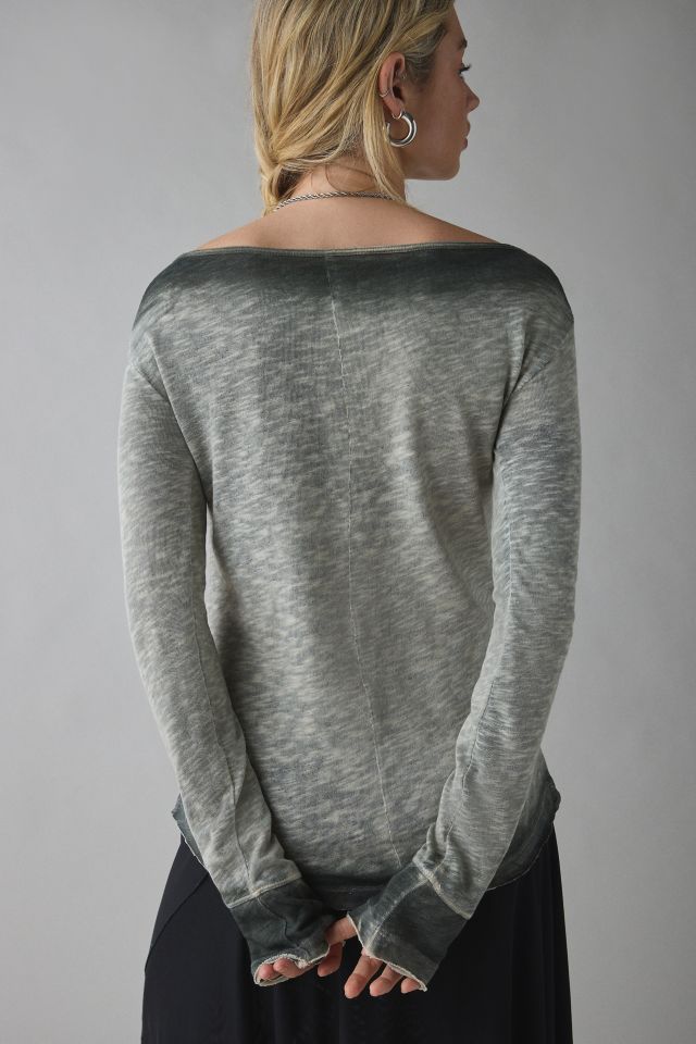 UO Brynn Cross Applique Graphic Long Sleeve Tee #3