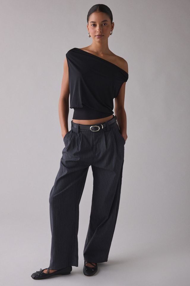UO Sneaky Link Off-The-Shoulder Crop Top