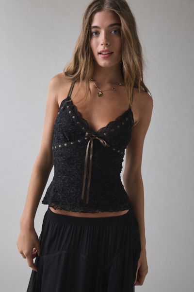 Kimchi Blue Kira Lace & Velvet Cami | Urban Outfitters