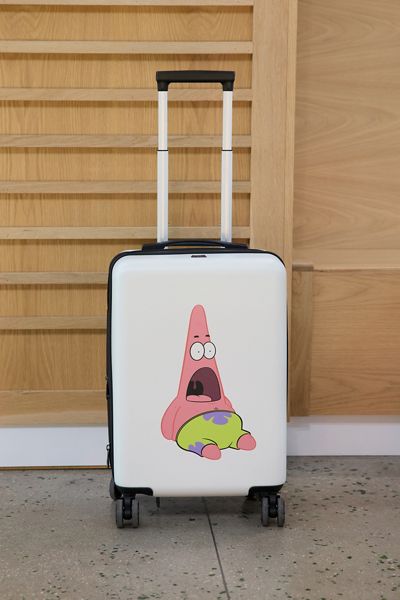 FŪL Nickelodeon Surprised Patrick Hard Shell Rolling Luggage