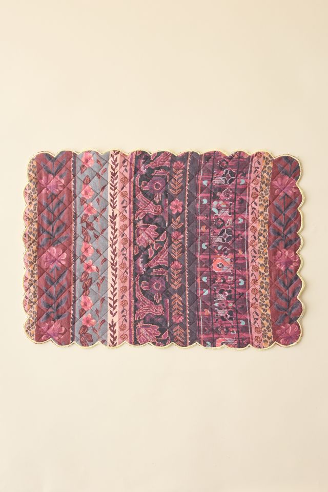 Scalloped Printed Quilted Placemat #1