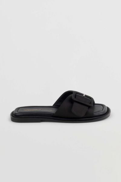 Intentionally Blank Astrid Sandal