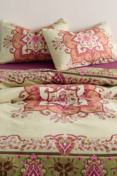 Onika Medallion Patterned Duvet Cover
