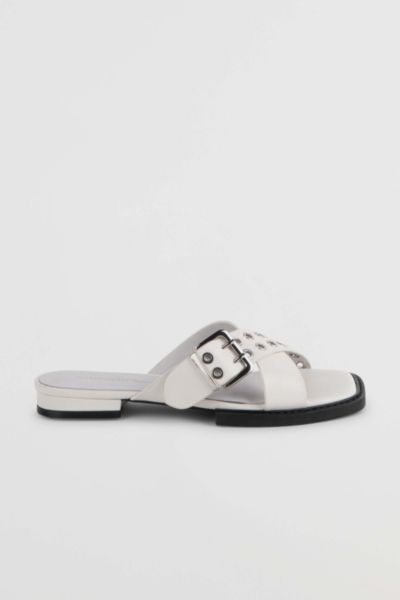 INTENTIONALLY BLANK CLIPZ LEATHER SANDAL IN WHITE, WOMEN'S AT URBAN OUTFITTERS 