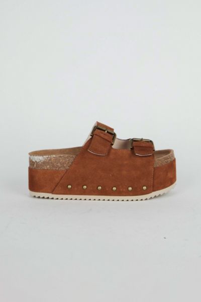 INTENTIONALLY BLANK COOPER-2 SUEDE PLATFORM SANDAL IN CHESTNUT, WOMEN'S AT URBAN OUTFITTERS 