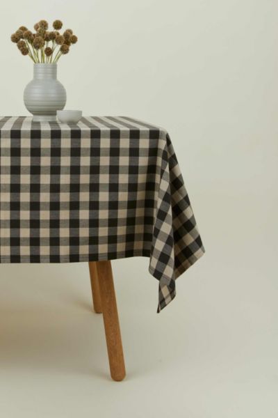 HAWKINS NEW YORK ESSENTIAL GINGHAM TABLECLOTH IN LIGHT GREY/BLACK AT URBAN OUTFITTERS 