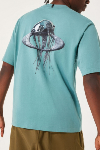 Oakley Futurescape Iced Jelly Fish Graphic Tee