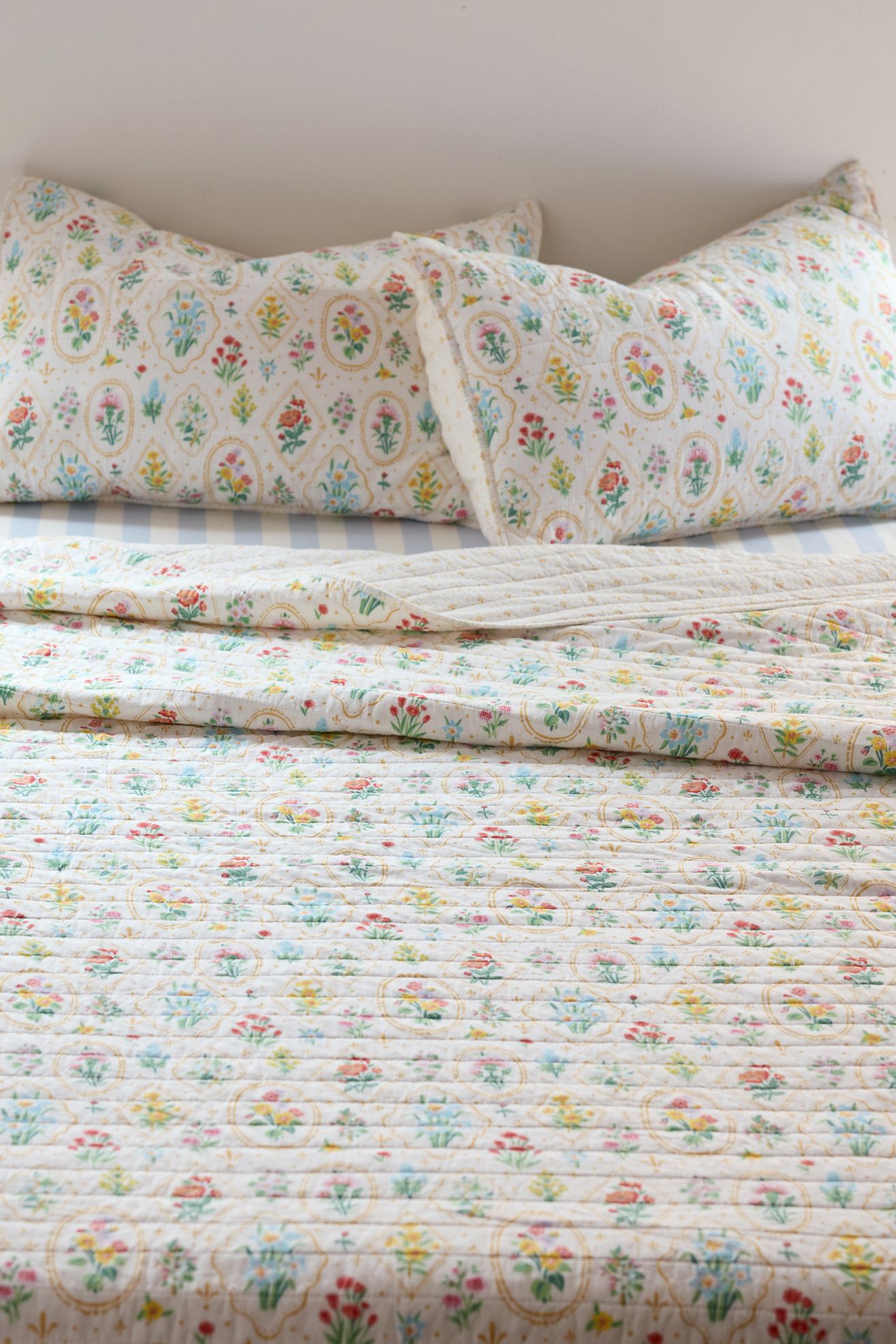 Floral Wallpaper Quilt Set - Multi, Regular, FULL/QUEEN