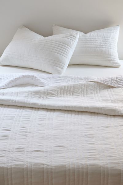 Urban Outfitters Atmosphere Seed Stitched Quilt In White At