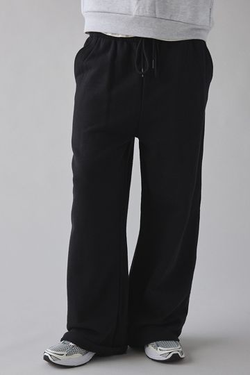 UO Cyber Graphic Baggy Sweatpant