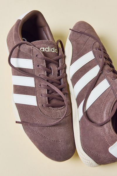 adidas Women's VL Court Bold Suede Sneakers | Urban Outfitters