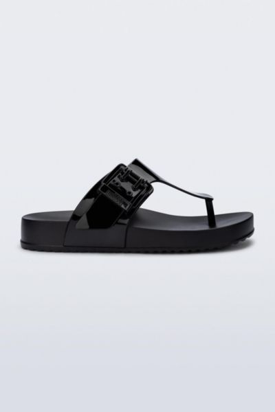 Melissa Cozy Jelly Flip Flop Sandal In Black, Women's At Urban Outfitters