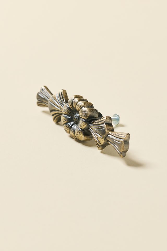 Fleur Metal Drawer Pull #1