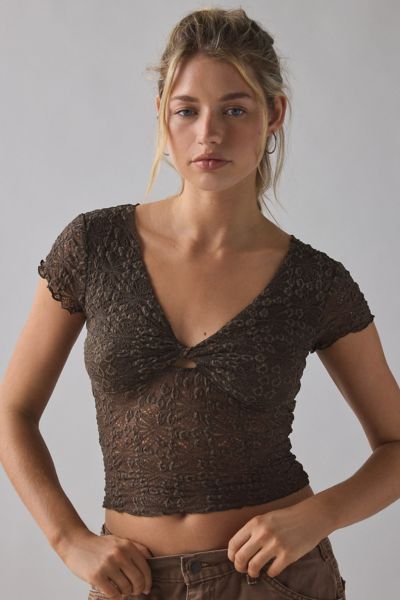 Kimchi Blue Adalynn Lace Off-The-Shoulder Top | Urban Outfitters