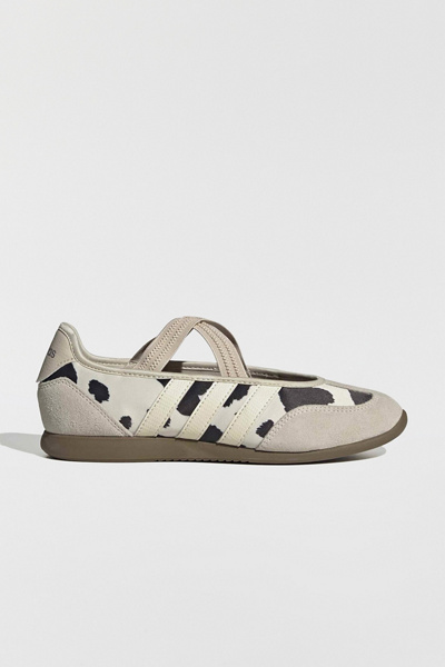美品　 BARREDA MARY JANE adidas Women's Barreda Mary Jane Sneakers | Urban Outfitters