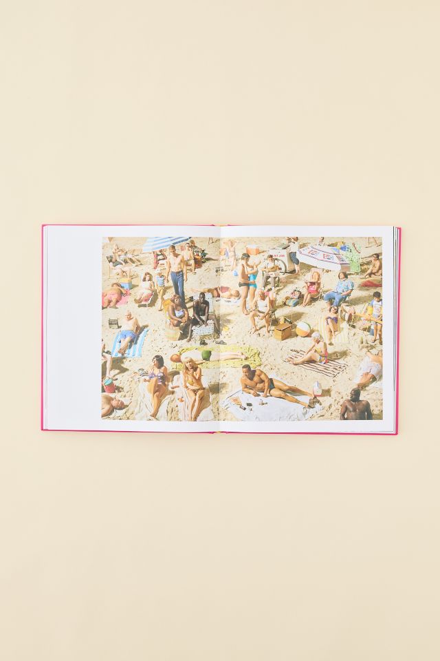 Chromotherapia: Feel-Good Color Photography By Maurizio Cattelan & Sam Stourdzé #1