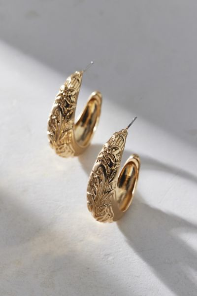 Daphne Etched Hoop Earring