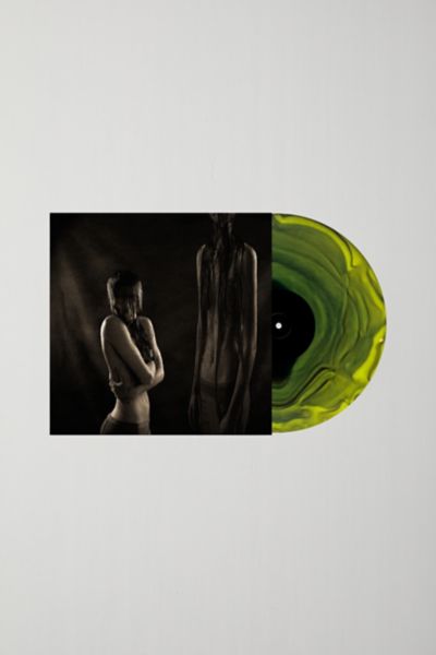 SOFIA ISELLA - I’m camera. UO Exclusive LP