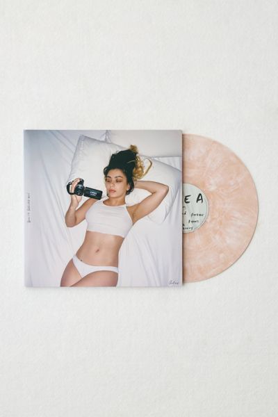 Charli xcx - how i'm feeling now UO Exclusive LP
