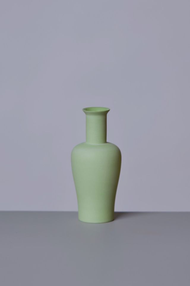 Middle Kingdom Miniature Porcelain Lover Vase #1