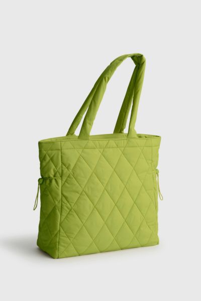 ベーシック万能バッグ●LeSportsac●EVERYDAY ZIP トートバッグ LeSportsac Everyday Zip Tote Bag | Urban Outfitters
