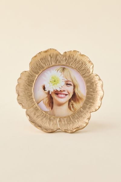 Urban Outfitters Flower Resin 4" Round Picture Frame In Gold At  In Gold
