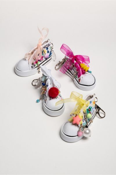 Holly Simple Art School Sneaker Keychain Blind Box