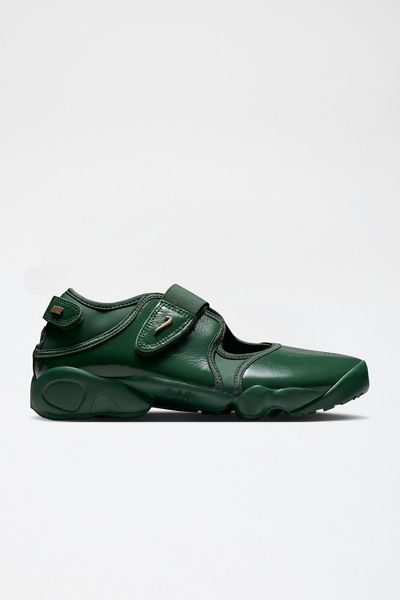 green dress with cape sleeves Men's Legacy Low Top In White x Green Leather main image 1