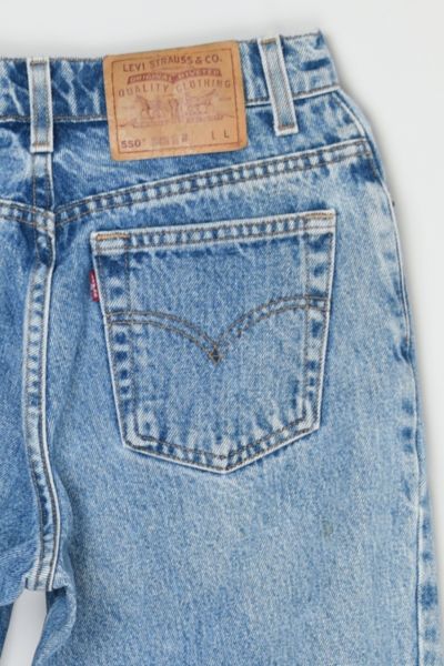 Vintage 90s Levi's 550 Relaxed Tapered Jeans
