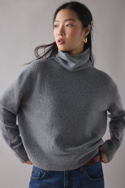 Bdg River Oversized Cropped Turtleneck Sweater In Heather Graphite, Women's At Urban Outfitters In Gray
