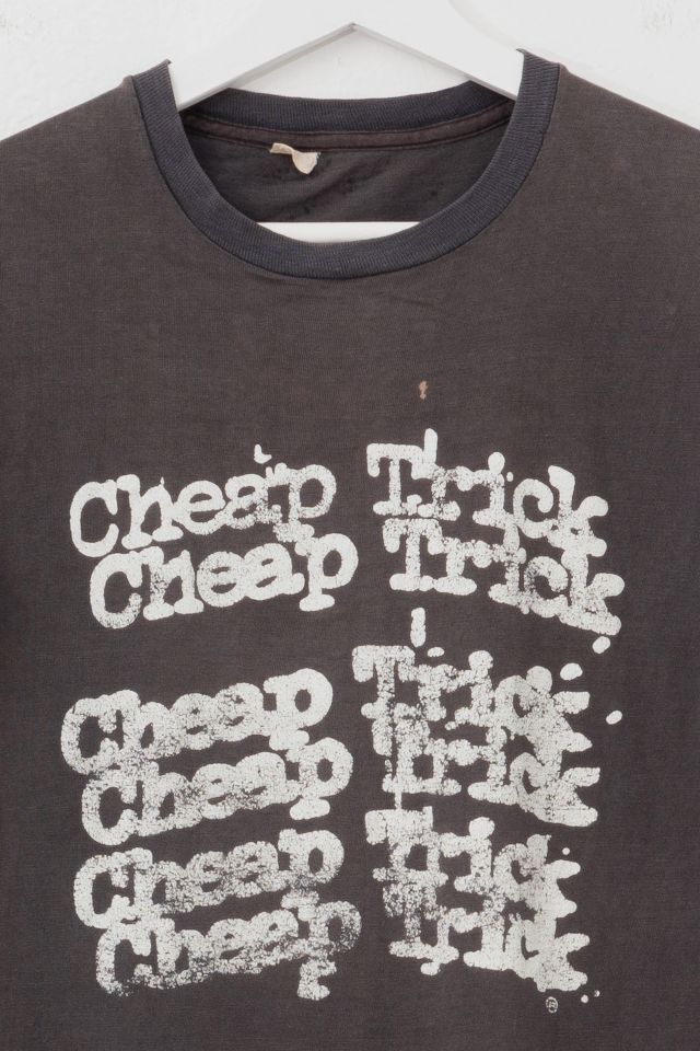 Vintage 1970s Cheap Trick Distressed Black Graphic Band T-Shirt #1