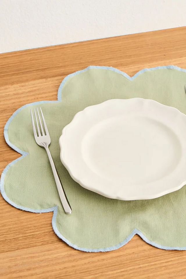 Bed Threads French Flax Linen Petal Placemat Set #1
