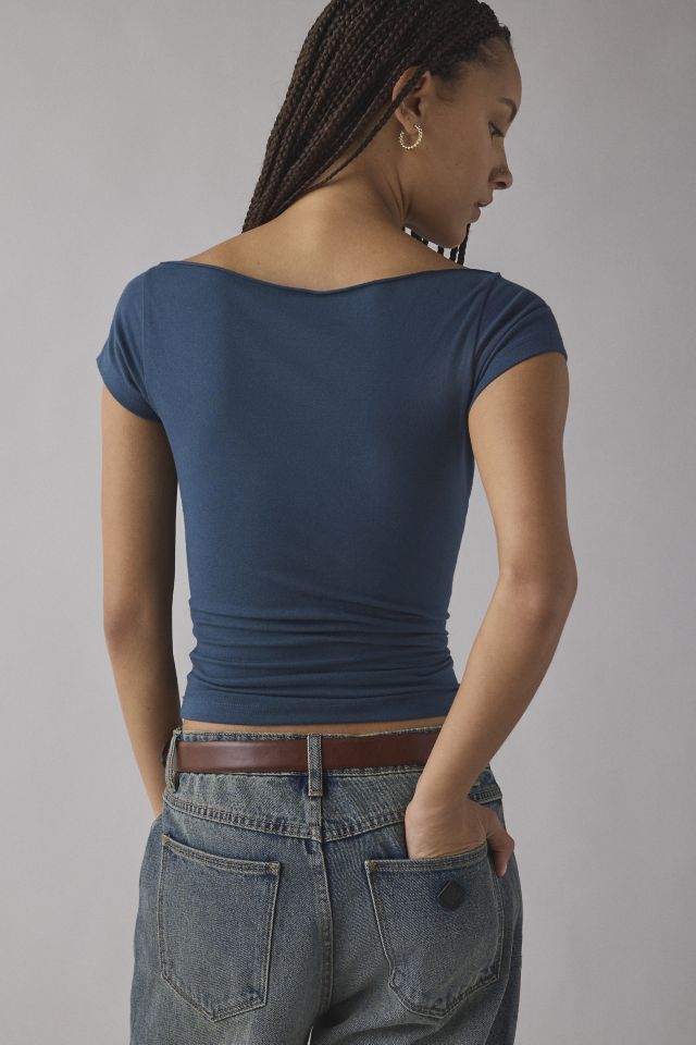 NYC Graphic Off-The-Shoulder Slim Tee