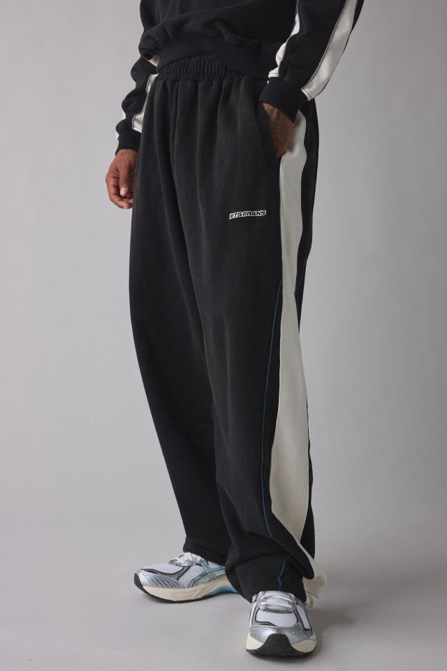 iets frans… Harri Paneled Wide Leg Sweatpant #1