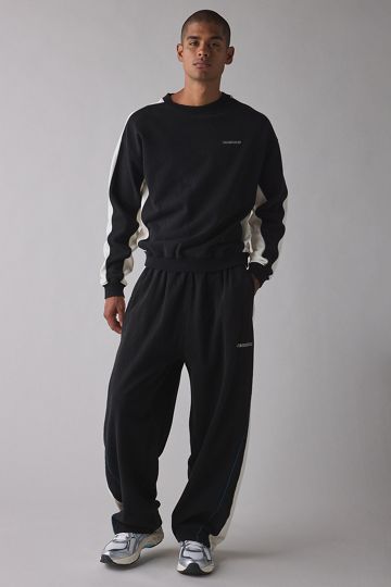 iets frans… Harri Paneled Wide Leg Sweatpant