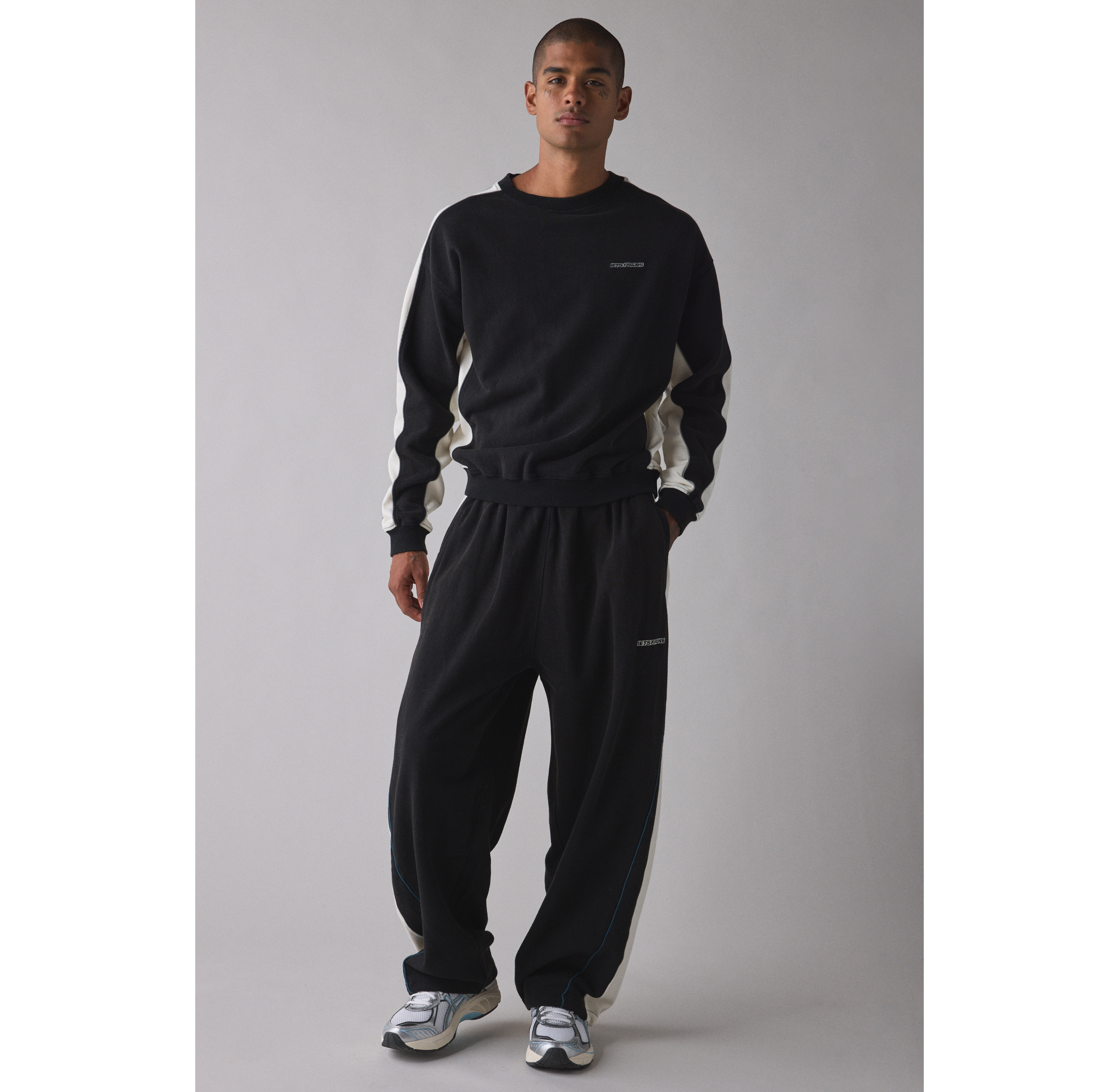 iets frans… Harri Paneled Wide Leg Sweatpants