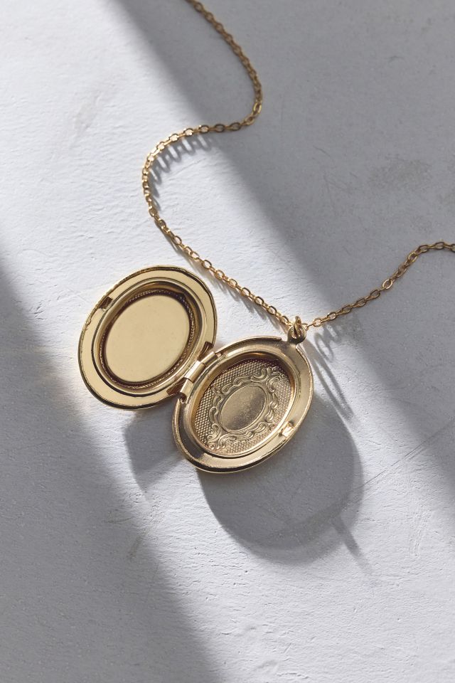 Collier avec Médaillon Chey #1