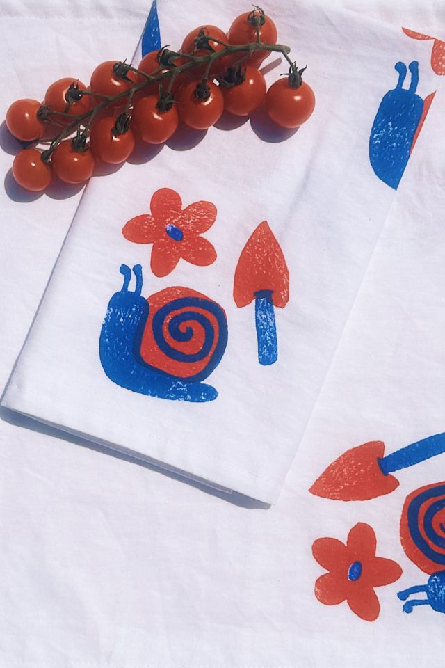 Julie Peach Block Printed Snails Dinner Napkins #2