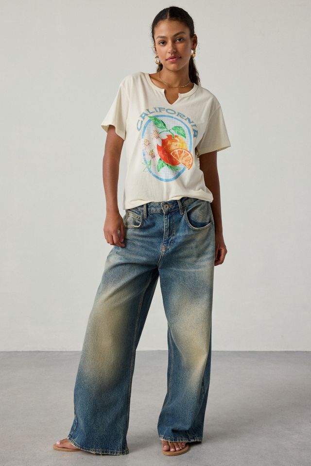 California Oranges Graphic Notched V-Neck Graphic Tee #1
