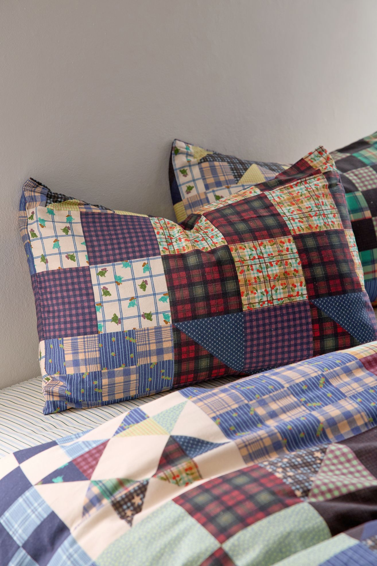 Plaid Faux Quilt Patterned Sham Set - Multi, ONE SIZE