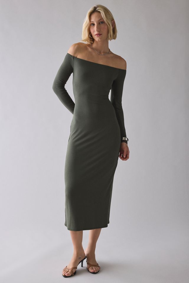 off the shoulder long sleeve midi dress Black Its made from satin with a delicate and airy mesh overlay UO Lyss Jersey Knit Off-The-Shoulder